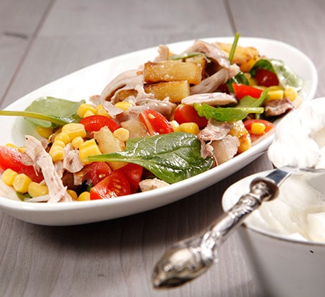 Salada de Frango com Romã e Milho