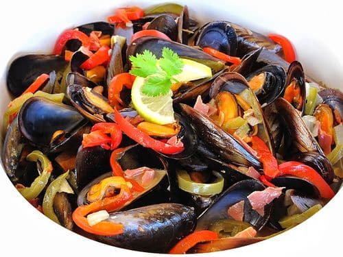 Mexilhões com Vinho Branco