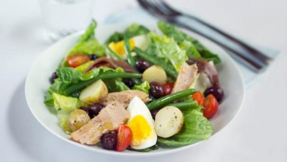 Salada Niçoise - Receitas da Tia Céu