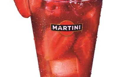 ​Martini Rosato com Morangos - Receitas da Tia Céu